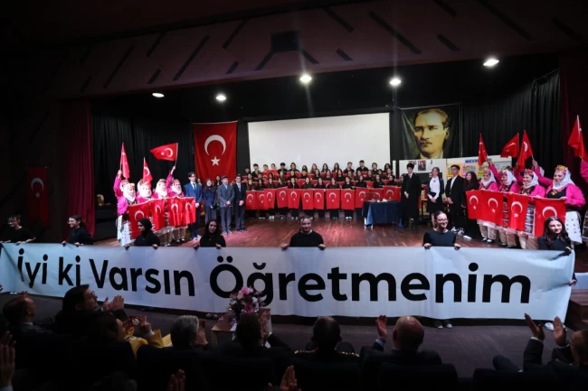 Sakarya'da Öğretmenler Günü etkinliklerine yoğun ilgi