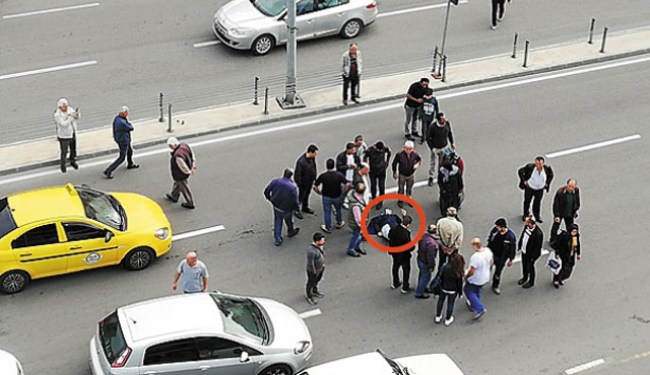 Hastane önünde görünmez kaza..
