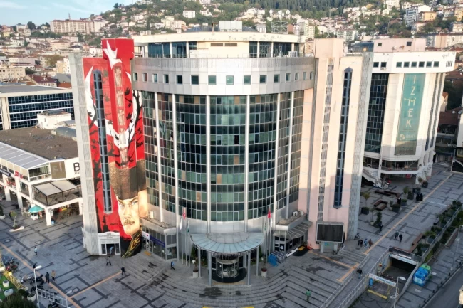 İzmit Belediyesi Temizlik Timi'ni güçlendiriyor