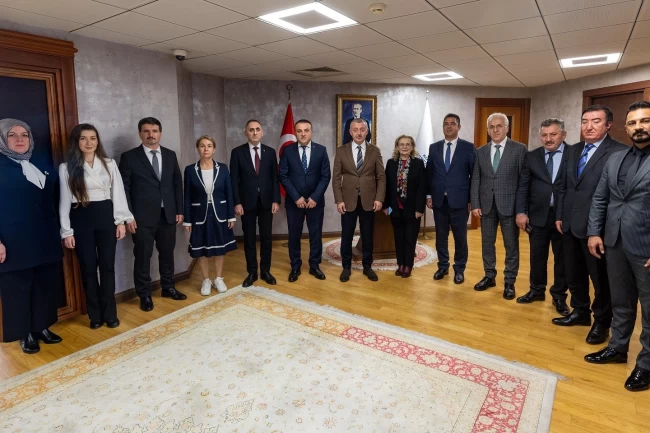 Kocaeli'de Başkan Büyükakın'a eğitime destek teşekkürü