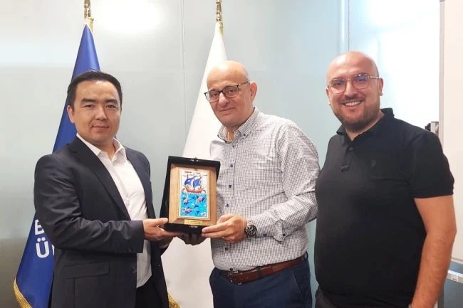 Bursa'dan dünyaya e-ihracat başlatıyor