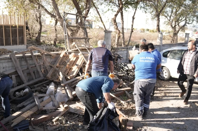 Muğla Dalaman'da 25 bin ton atık toplandı