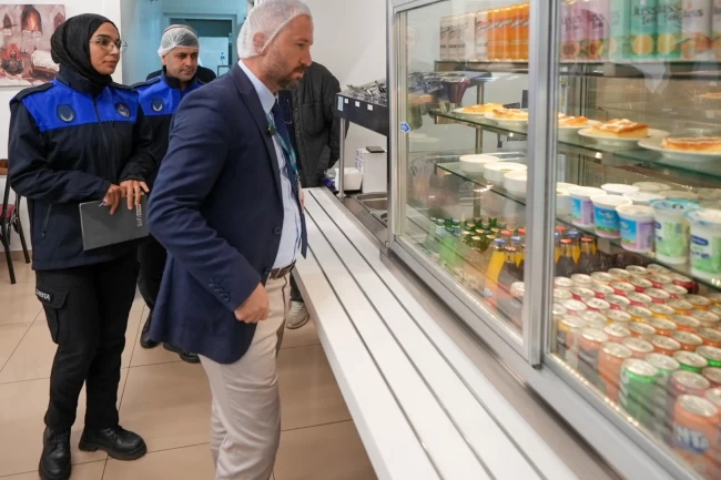 İstanbul Maltepe'de gıda denetimleri sürüyor