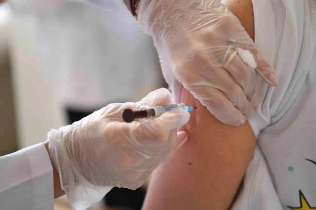 Denizli'de ücretsiz HPV aşısı başvuruları başladı