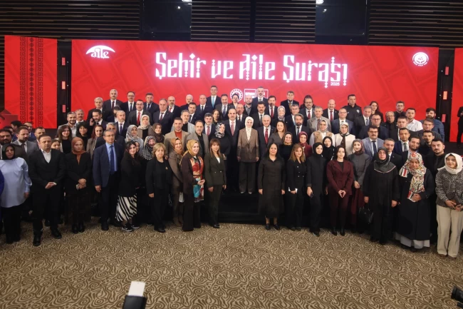 Konya'da 'Şehir ve Aile Şurası' başladı