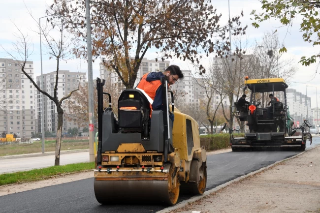 Osmangazi'de park içi yollar yenilendi