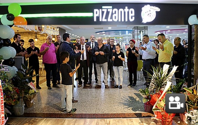 Pizzante törenle açıldı..