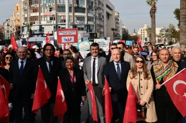 Denizli'de Dünya Engelliler Günü'nde farkındalık yürüyüşü