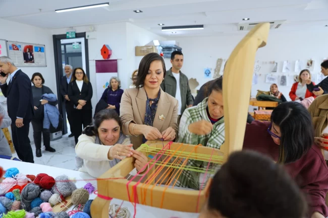 İzmir Karabağlar 'da engeller tasarımla aşıldı