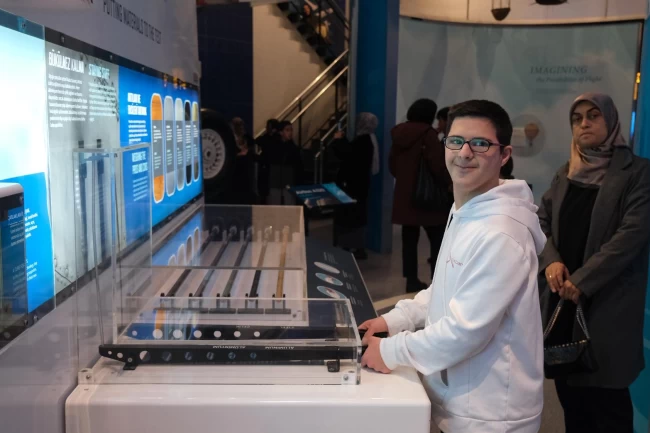 Bursa'da engel tanımayan bilim yolculuğu