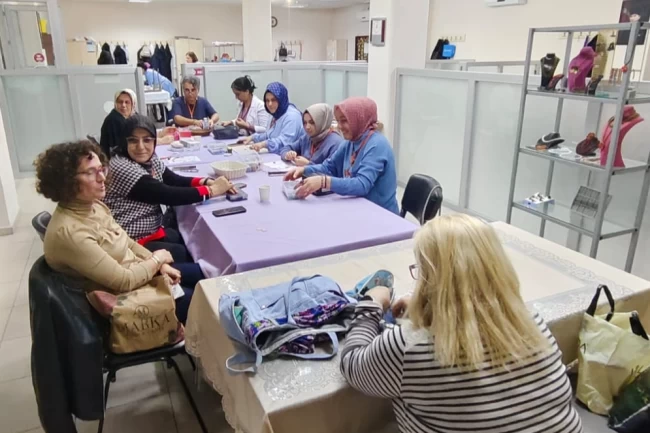 Trabzon Büyükşehir'den bin 811 kursiyere ücretsiz eğitim