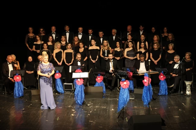 Nilüfer Belediyesi TSM Korosu'ndan unutulmaz konser