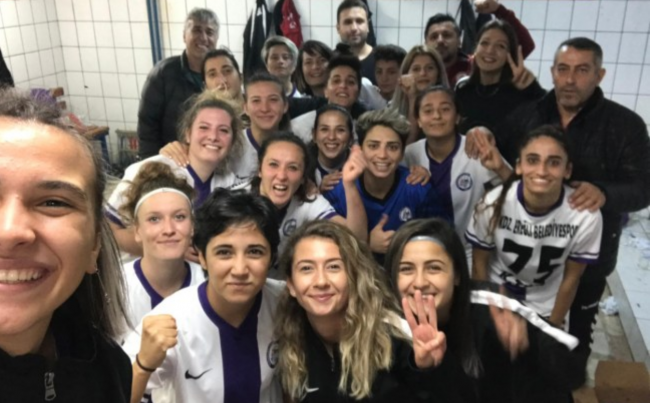 Kızlar İstanbul’da şov yaptı: 3-1