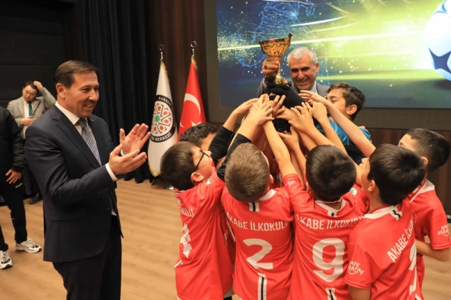 Konya Karatay'da Dostluk ve Kardeşlik Turnuvası sona erdi