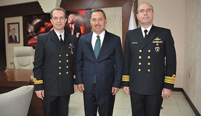 TCG Yıldırım Gemisi’nden Uysal’a ziyaret…