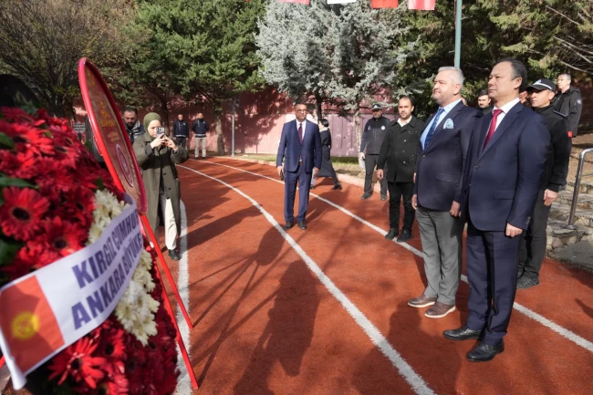 Cengiz Aytmatov Ankara Keçiören'de anıldı