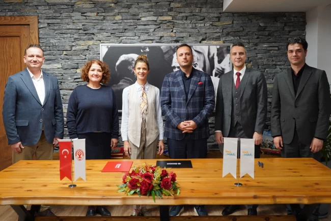 Bornova Belediyesi ve İnci Vakfı'ndan dünyaya açılacak işbirliği protokolü