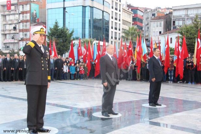 Atamızı sevgi ve minnetle andık