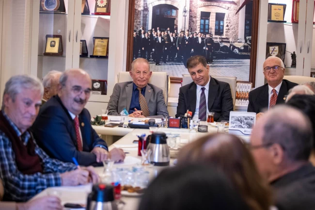 İzmir'de Başkan Tugay'dan sosyal konut vurgusu