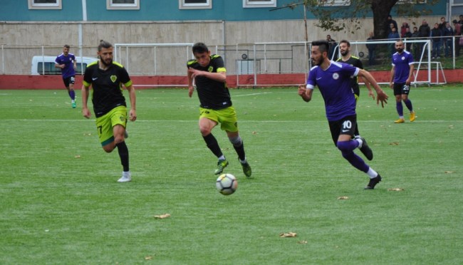 3 puanı, 3 golle aldı..