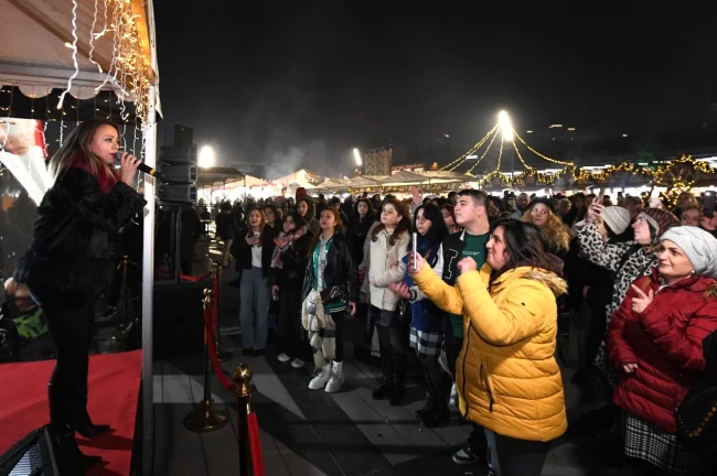 Bursa Osmangazi'de Ecem Boyacı sahne aldı