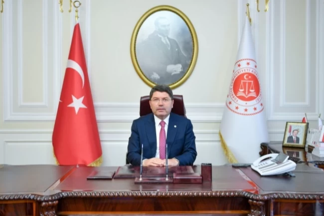 Bakan Tunç'tan hakim ve savcı adaylarına başarı dileği