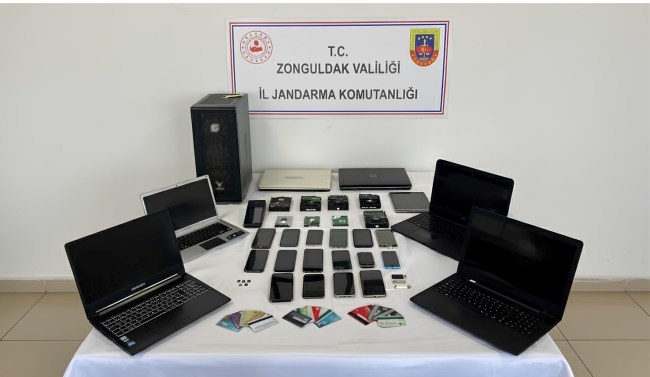 Sınavsız ehliyet vaadiyle 780 bin liralık dolandırıcılık: 10 şüpheli yakalandı