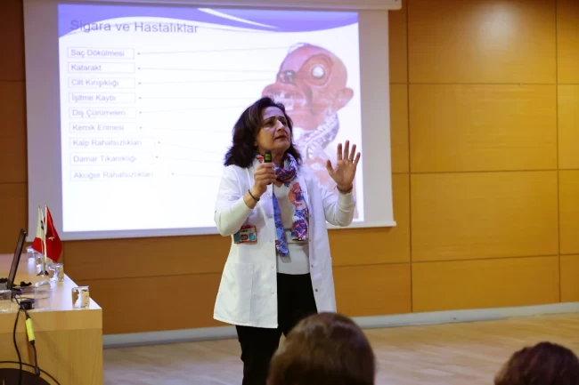 Antalya Büyükşehir'den personellere sağlık ve farkındalık eğitimi