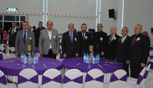 Gülüç'te Mevlid-i Nevi programı düzenlendi..