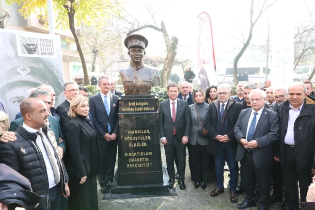 Bursa Osmangazi'de Şehit Kubilay Anıtı açıldı