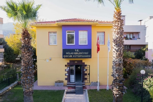 Muğla Milas'ta çocuk kitaplarına yoğun ilgi