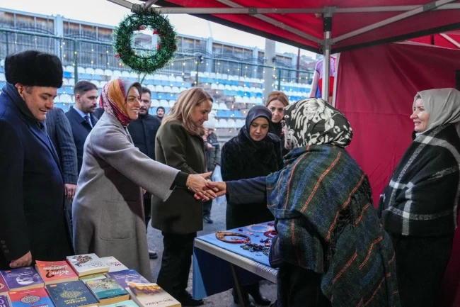 Ankara'da kadın emeği yeni yıl pazarı Keçiören'de ziyarete açıldı