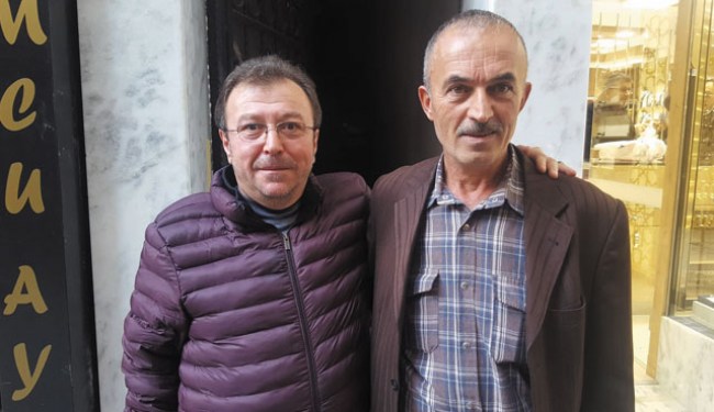 Kurtlar köyünün yeni muhtarı Temel Meşe oldu..