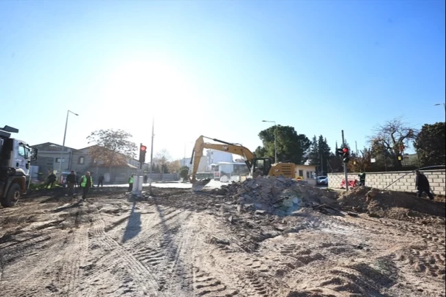 Denizli'de Çal Caddesi baştan aşağı yenileniyor