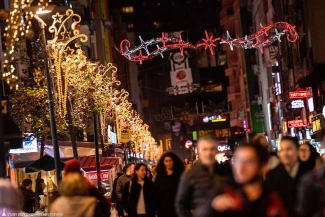 Yeni yıl gecesi İzmir'de güvenlik ve huzur önceliği