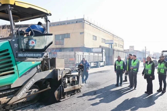 Denizli'de ulaşım için sıcak asfalt seferberliği