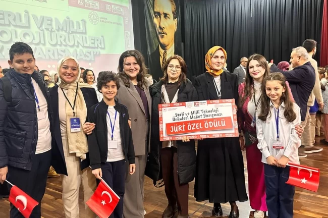 Sakarya'da öğrencilerden yerli teknoloji maketleri