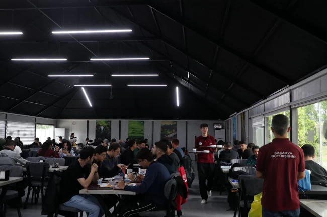 Sakarya'da Kampüs Mutfak öğrencilerin güvenli adresi oldu