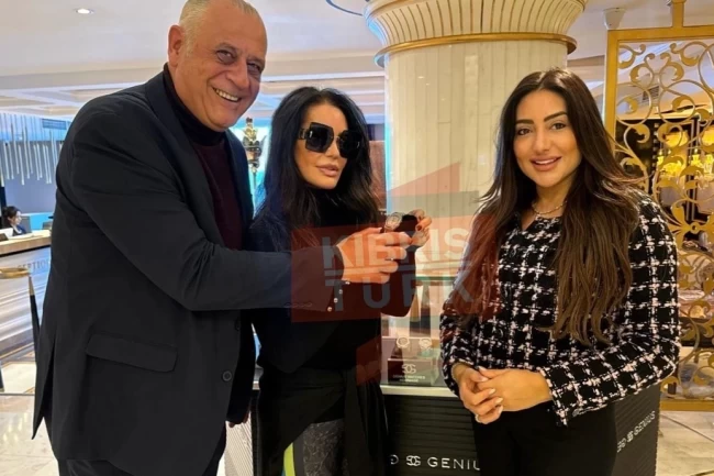 Kıbrıslı iş insanı Özge Taşkar Falyalı'dan Yeşilçam'ın efsanesine zarif jest