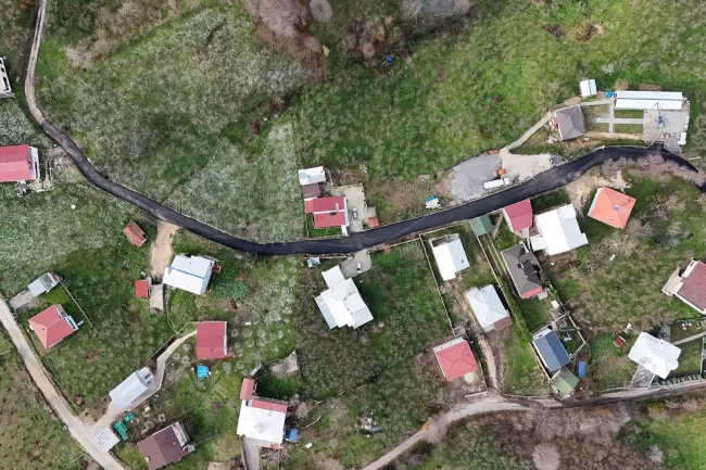 Sakarya Erenler'de 6 kilometrelik asfalt mesaisi