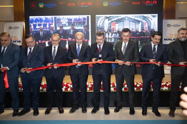 Malatya'da 100 milyonluk spor ve eğitim yatırımları açıldı