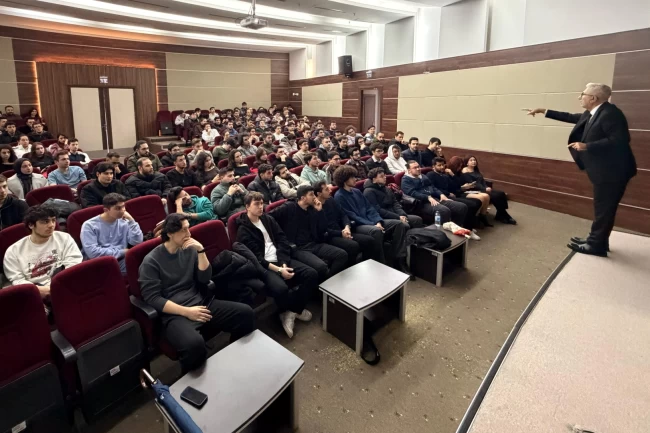 Bursa İtfaiyesi'nden üniversitelilere yangın güvenliği eğitimi