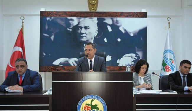 Denetim komisyonu belirlendi, şampiyon takım ödüllendirildi..