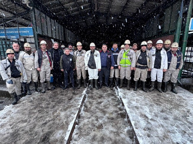 GMİS Yönetimi, İş Durdurma Kararı Alınan Madenlerde İşçileri Bilgilendirdi