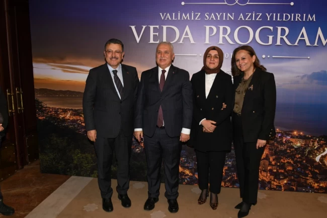 Trabzon'da Başkan Genç'ten Vali Yıldırım'a: "İz bıraktınız"