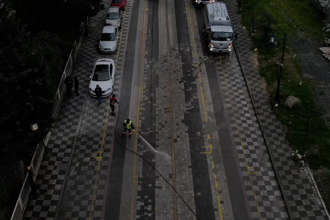 Maltepe'de mahalle temizlik seferberliği devam ediyor