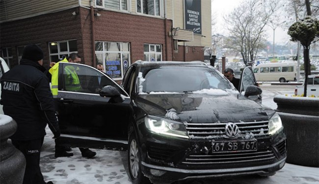 Makam aracını diyaliz hastasına tahsis etti!..