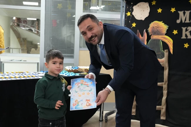 Ankara Keçiören'de ÇEM'in miniklerinden ilk karne heyecanı