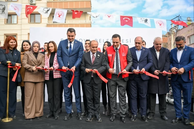 Bornova'da halkın sofrasına sahip çıkan açılış