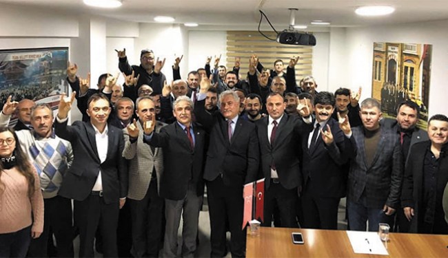 MHP sahaya iniyor!..